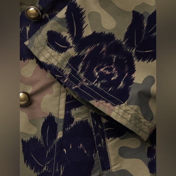 Banana Republic Rose Pattern Camo Jacket w/ Removable Collar - Size M - Picture 7 of 12
